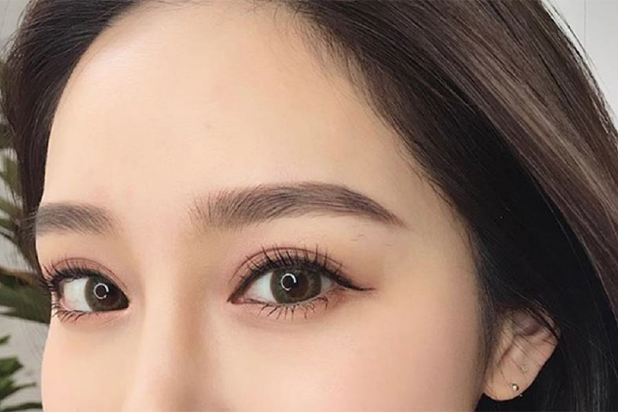 Dáng chân mày phú quý là gì ? Cách để tạo hình chân mày phú quý 1 Dáng chân mày phú quý là gì ? Cách để tạo hình chân mày phú quý