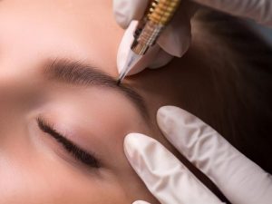 5 hình thức phun thêu chân mày công nghệ cao mới nhất hiện nay 11 Lông mày phun thêu mảnh mai như lông thật