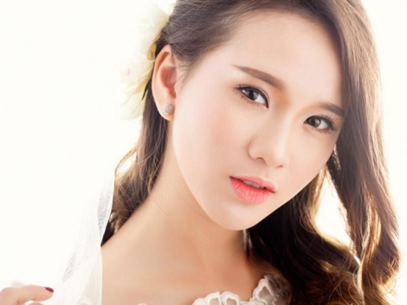4 kiểu chân mày cho mặt trái xoan đẹp đến nao lòng người nhìn 8 Lông mày nhất định phải hài hòa với gương mặt thì mới mang lại phong thủy tốt hơn