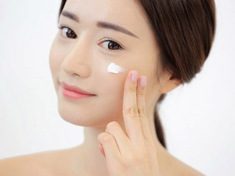 Tẩy nốt ruồi có để lại sẹo không và những điều bạn cần biết 5 Chăm sóc da đúng cách sau khi tẩy nốt ruồi