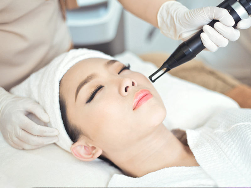 Có nên đi spa trị mụn không? Nên chọn Spa như thế nào để trị mụn hiệu quả 7 Spa có quy trình trị mụn chuyên biệt