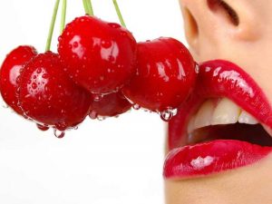 Phun môi màu đỏ cherry - Một số thông tin có thể bạn cần biết 5 Phun môi màu đỏ cherry - Một số thông tin có thể bạn cần biết